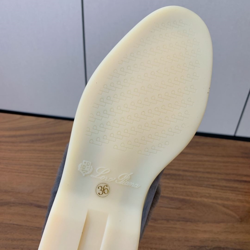 L0r0 P1ana loafers